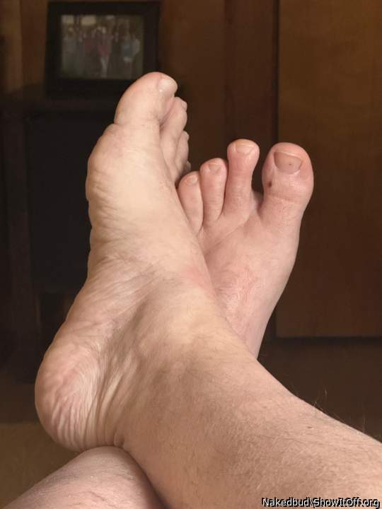Sexy man feet