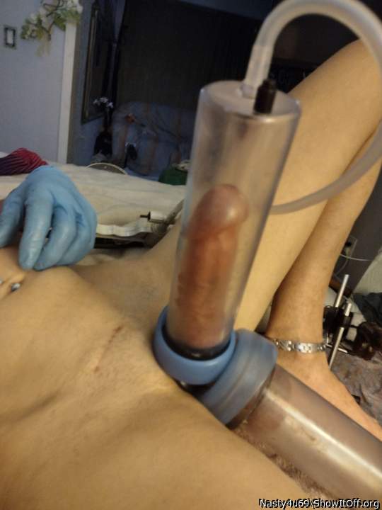 I love it. Nut sack and shaft at the same time. Fucking awes