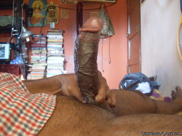 Photo of a bald-headed mouse from 8darkchoco