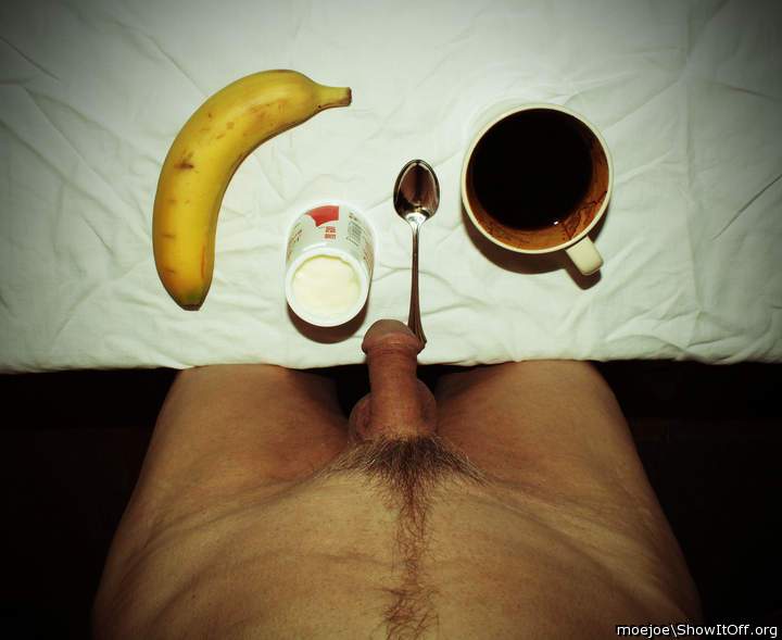 Serving up  late brunch.....