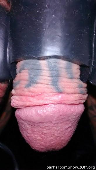 Cock shaft vibrator.