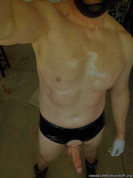 i am SOOOOO available to worship you