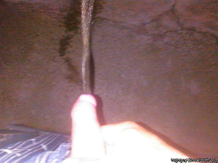 outdoor pee