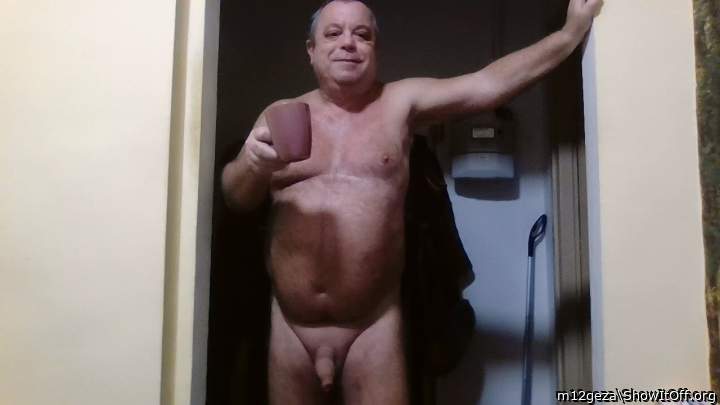Egy cssze tele spermval?