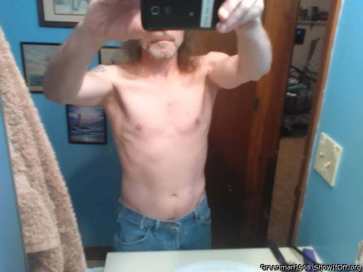 Want to feel you skin to skin nice body