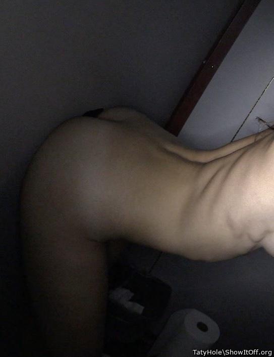 Photo of a rooster from TatyHole