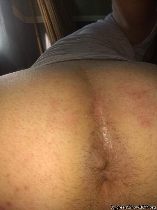 nice ass but let your ass hair grow