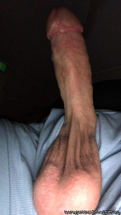 Would love to feel your balls on my chin while I swallow 