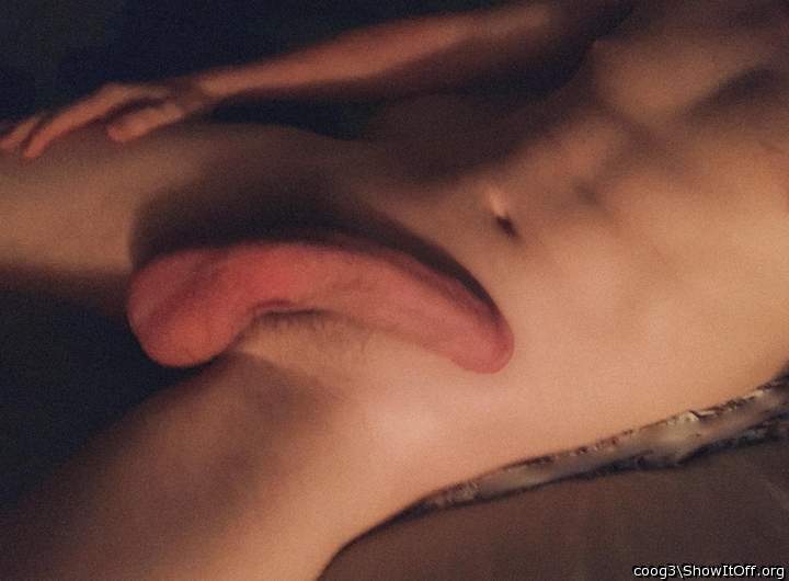 just a absolutely beautyful dick and beautyful body - awesom