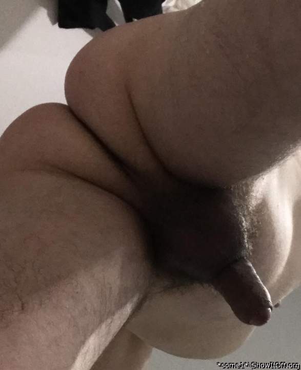 hnng sit on my face