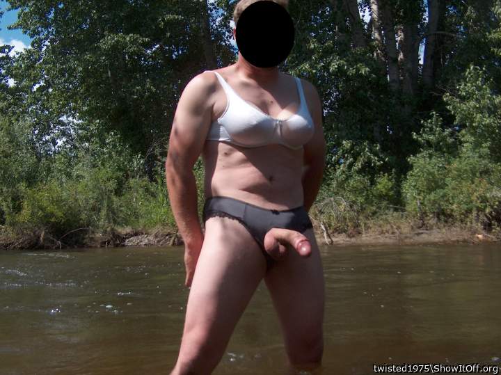 Photo of a pecker from twisted1975