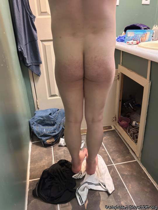 Photo of Man's Ass from Pantyhose1