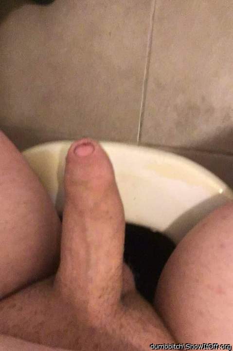 But hes dick on the tub