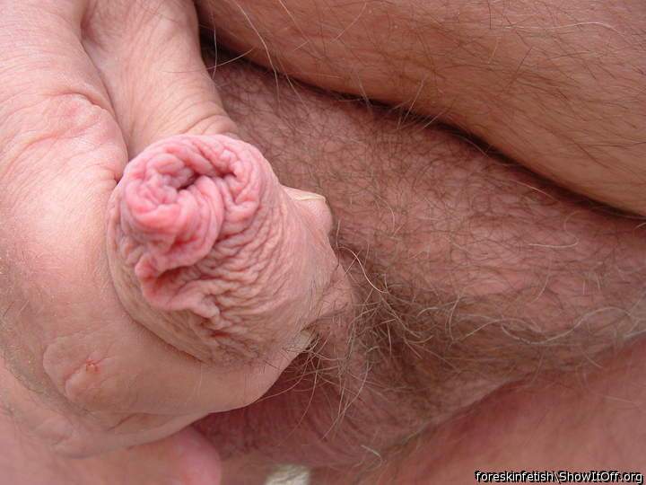 Photo of a member from foreskinfetish