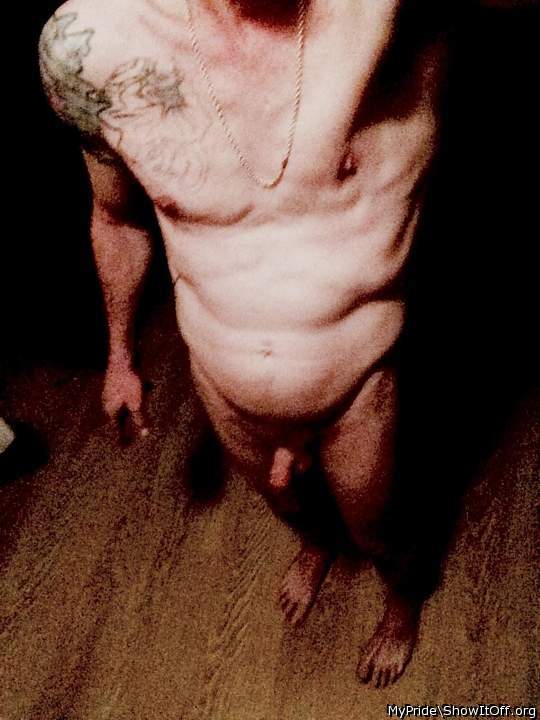   Mmmmmm! great body - very sexy  