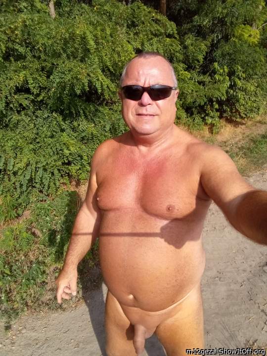 Ezek a fotk nyrrl kszltek, vagy elg mersz vagy most t