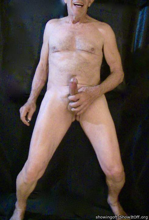 Photo of a schlong from showingoff