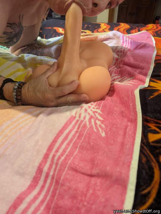 Very nice technique.  You should go all the way down to the 