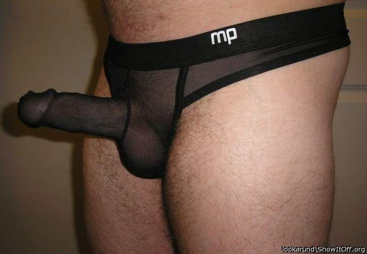 wow hot... want to touch him 