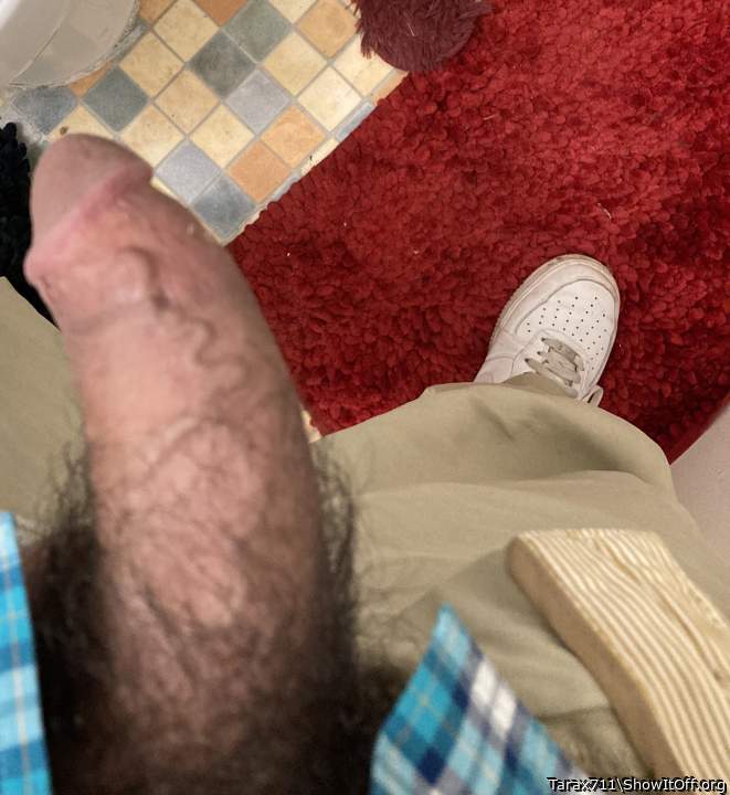 I would love to have that beautiful cock in my mouth!