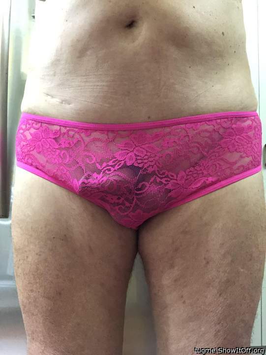 Looks so pretty all pantied up!
