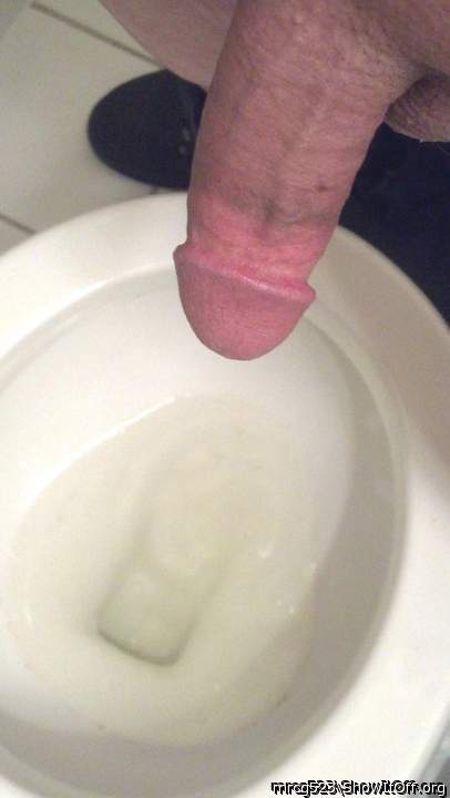 Love the pissing photos. . Wow.