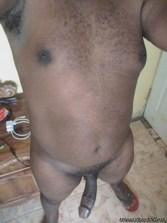Photo of a middle leg from Saddam