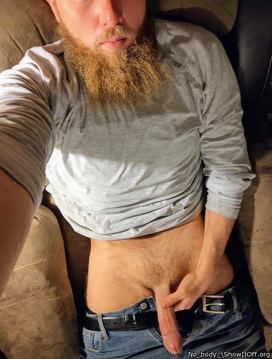 Photo of a middle leg from No_body_