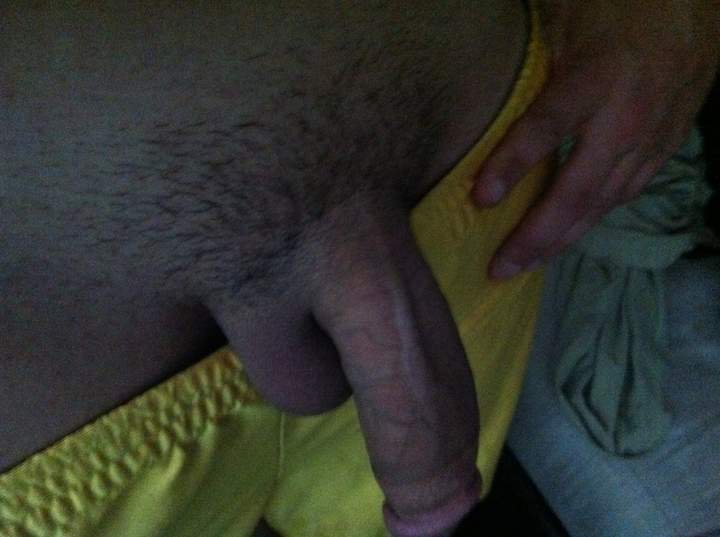 Photo of a short leg from prettycock