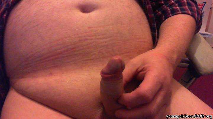 Mmmm, you look ready. Love to get my mouth on that and suck 