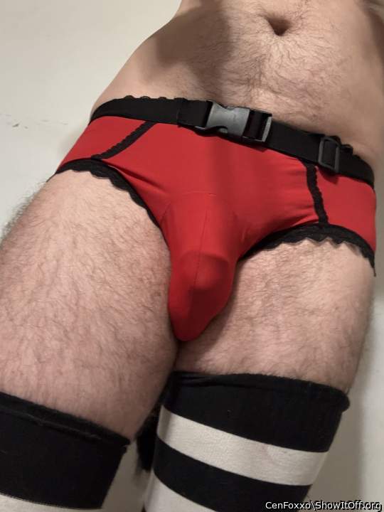 Very nice and so are the panties 👌