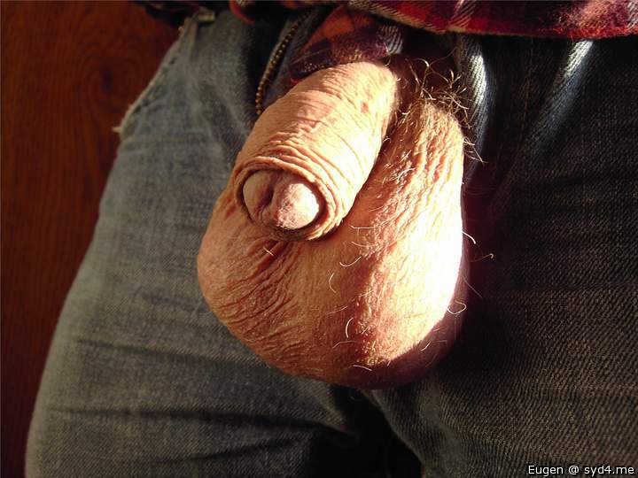 i can picture myself on my knees with your balls  in my mout