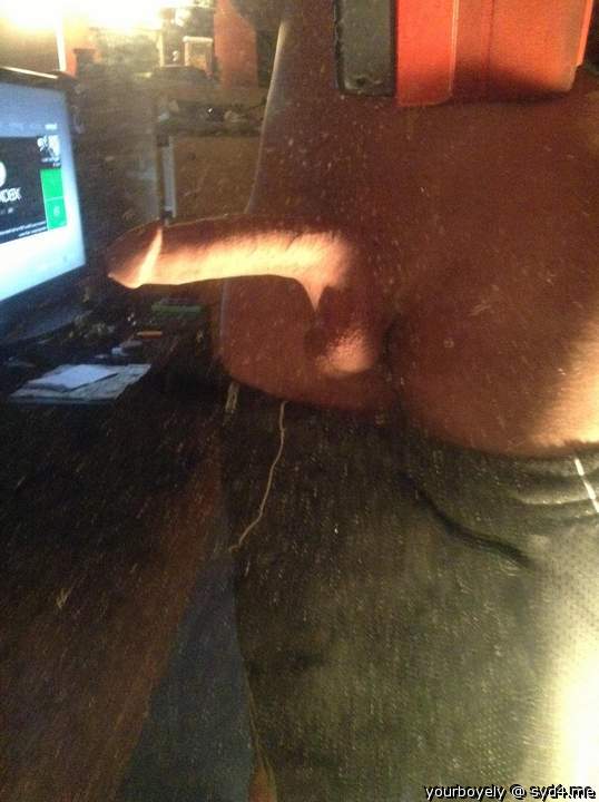 Photo of a dong from Yourboyely
