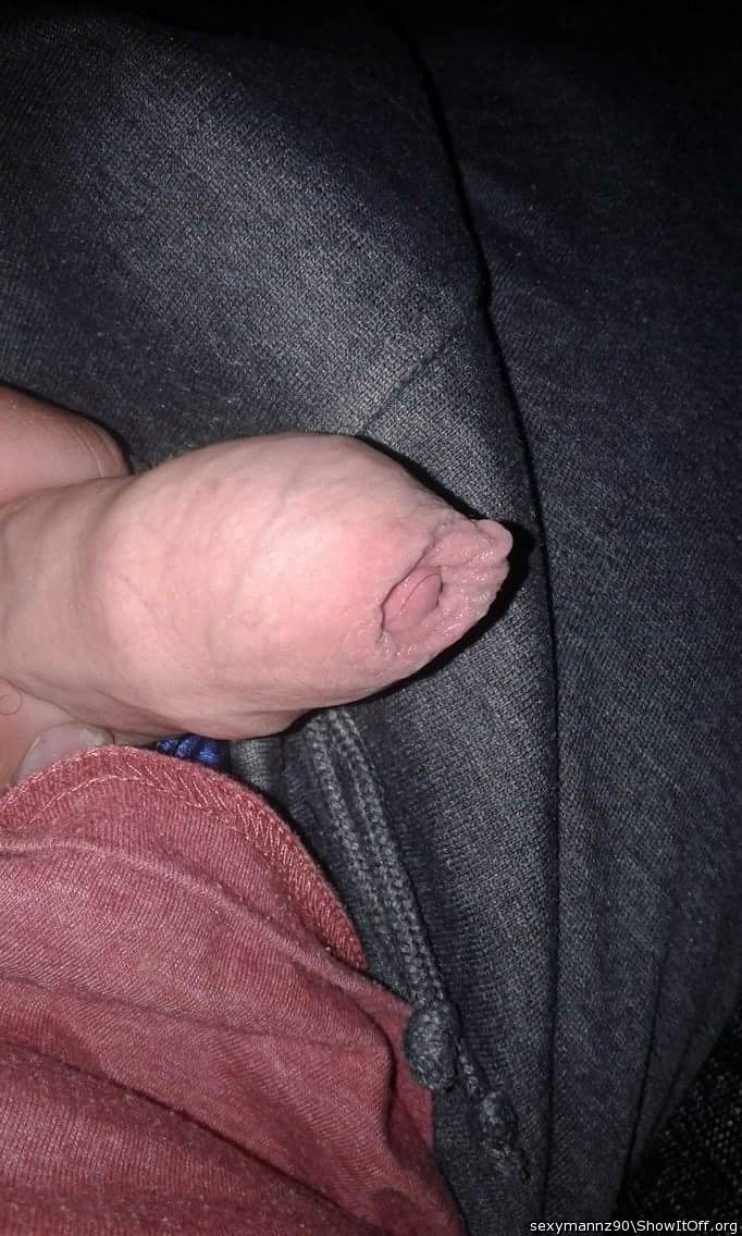 I love Your foreskin. I would like to open it and lick it. P