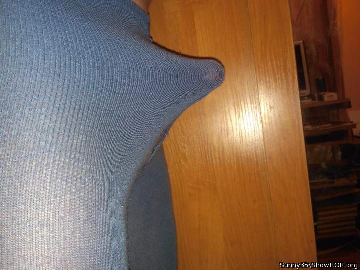 Photo of a stiffie from Sunny35