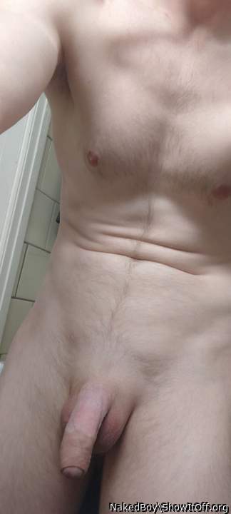 Photo of a hot dog from NakedBoy