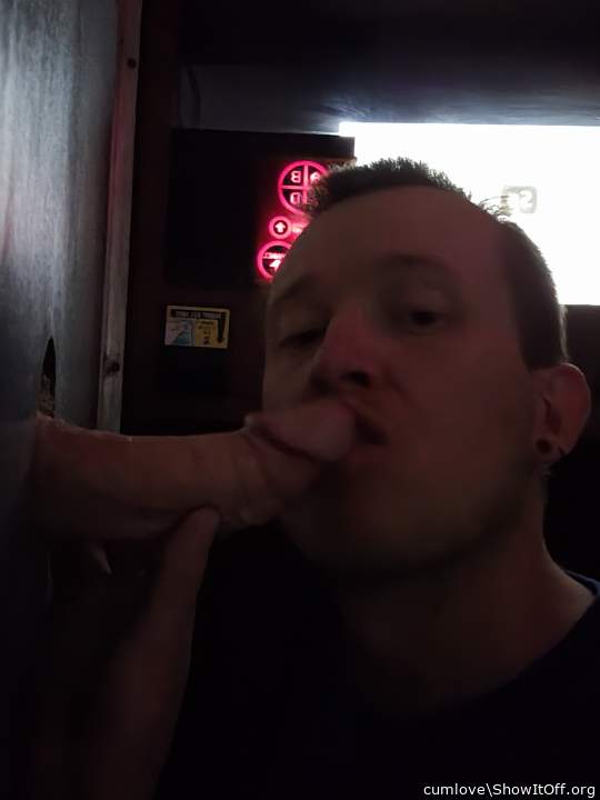 I love glory holes