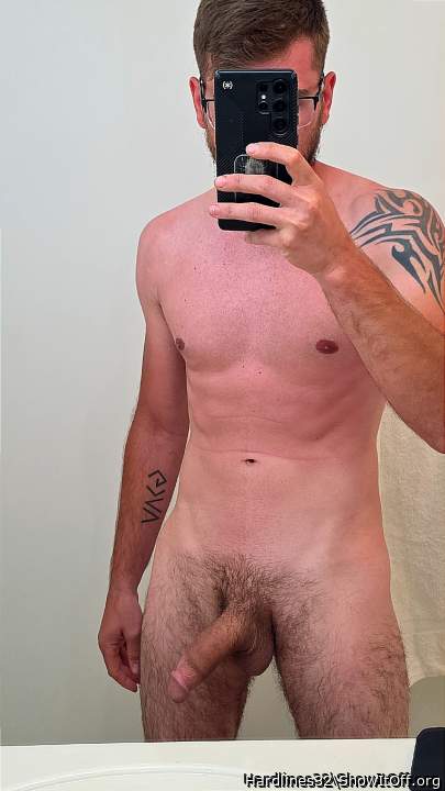 Impressive body and cock  