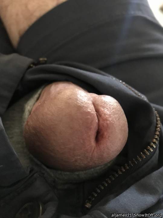 Lovely piss slit &#9786;&#65039;