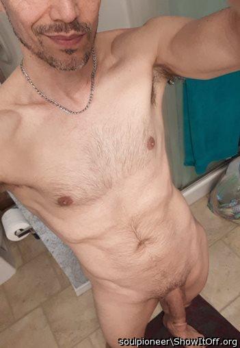 Such a hot man. Always sexy in the nude.   