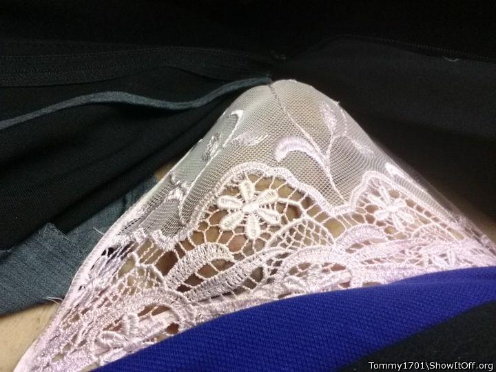 Wow! That's sexy! Would love to set your cock free and into 