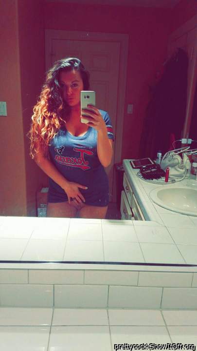 That cutty be nice AF Claire J