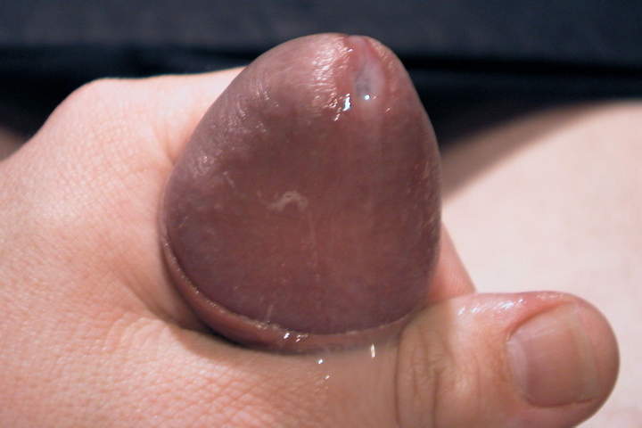 Adult image from nylonlover
