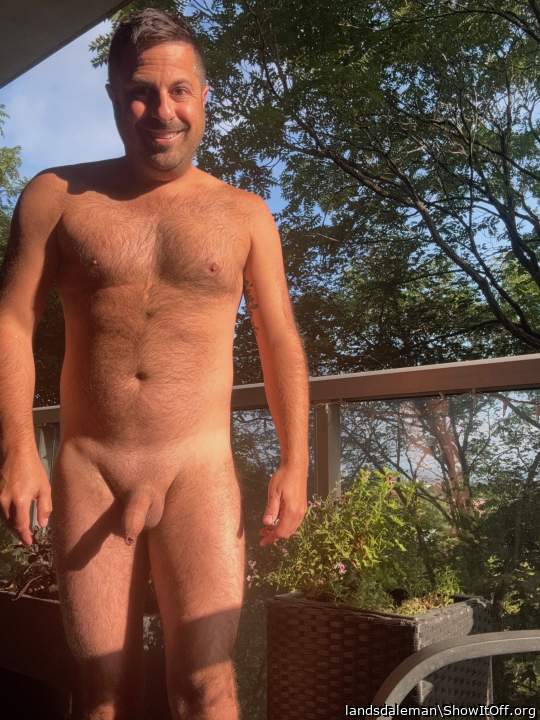 Looking good outdoors mate..