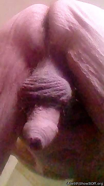 Photo of a dong from Ade59