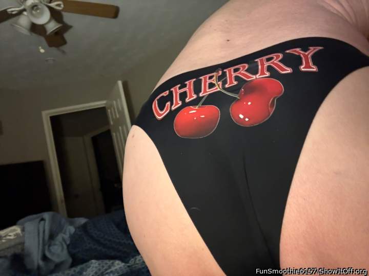 Photo of a dong from FunSmoothie6157