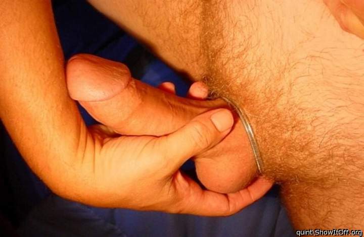 I wish that was my hand!      