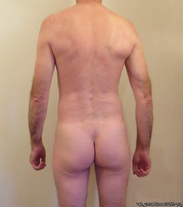 Nice bum Chris 