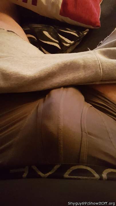 Nice big bulge. 