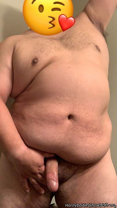 There's nothing hotter than a big guy with a nice fat dick